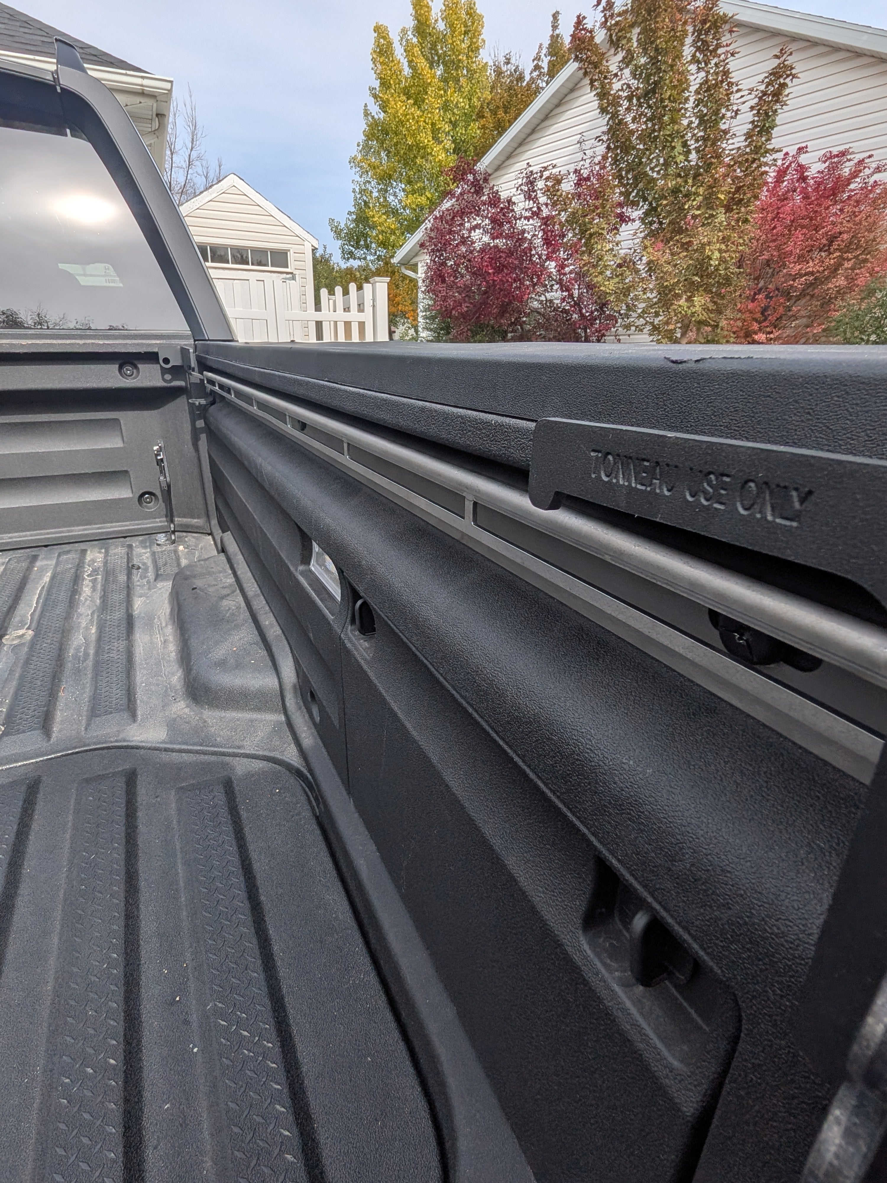 Honda Ridgeline bed rack mounting bracket with adjustable slotted mounting holes