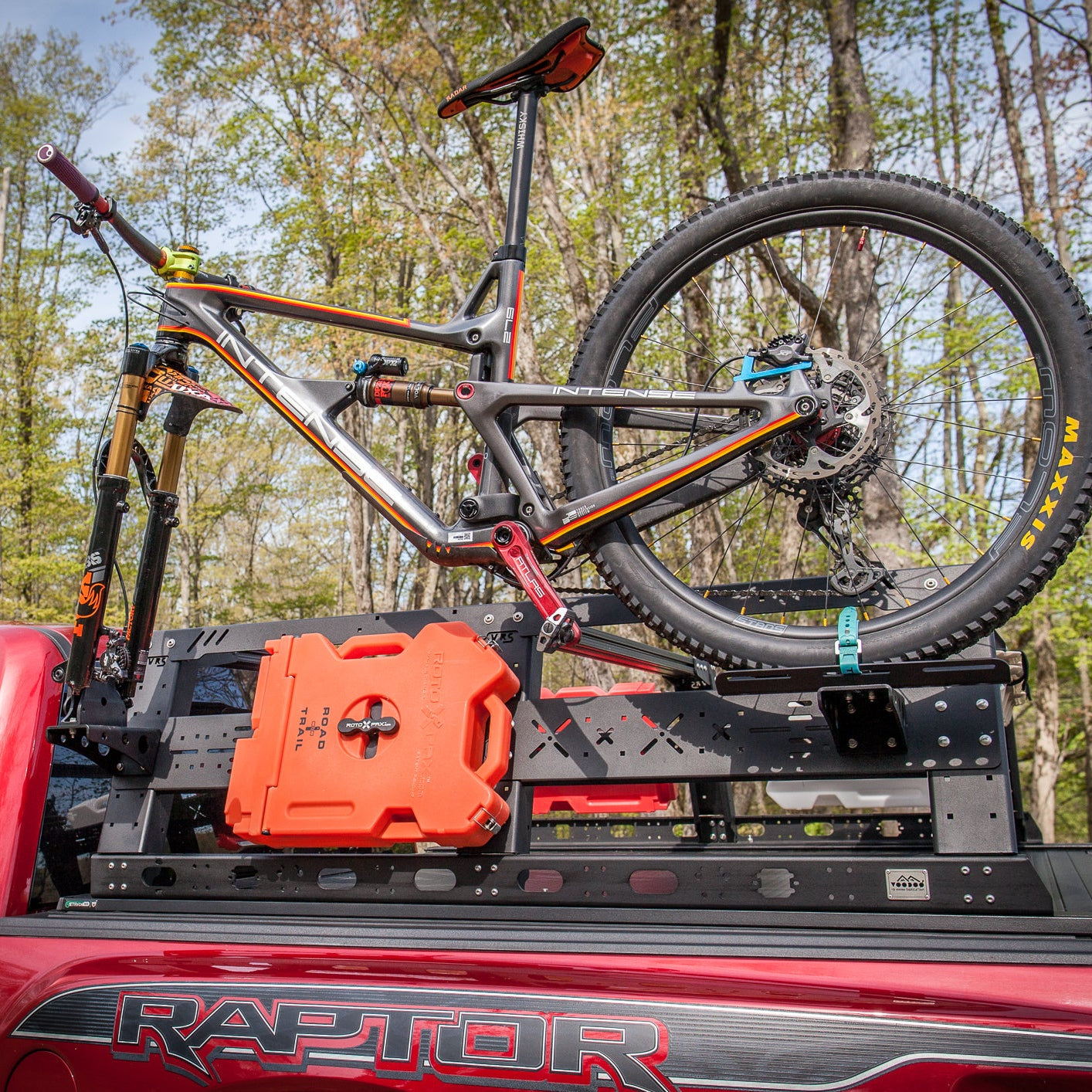 Aluminum VRS Tonneau Compatible Bed Rack, for Covers with Integrated Tracks, Cab Height