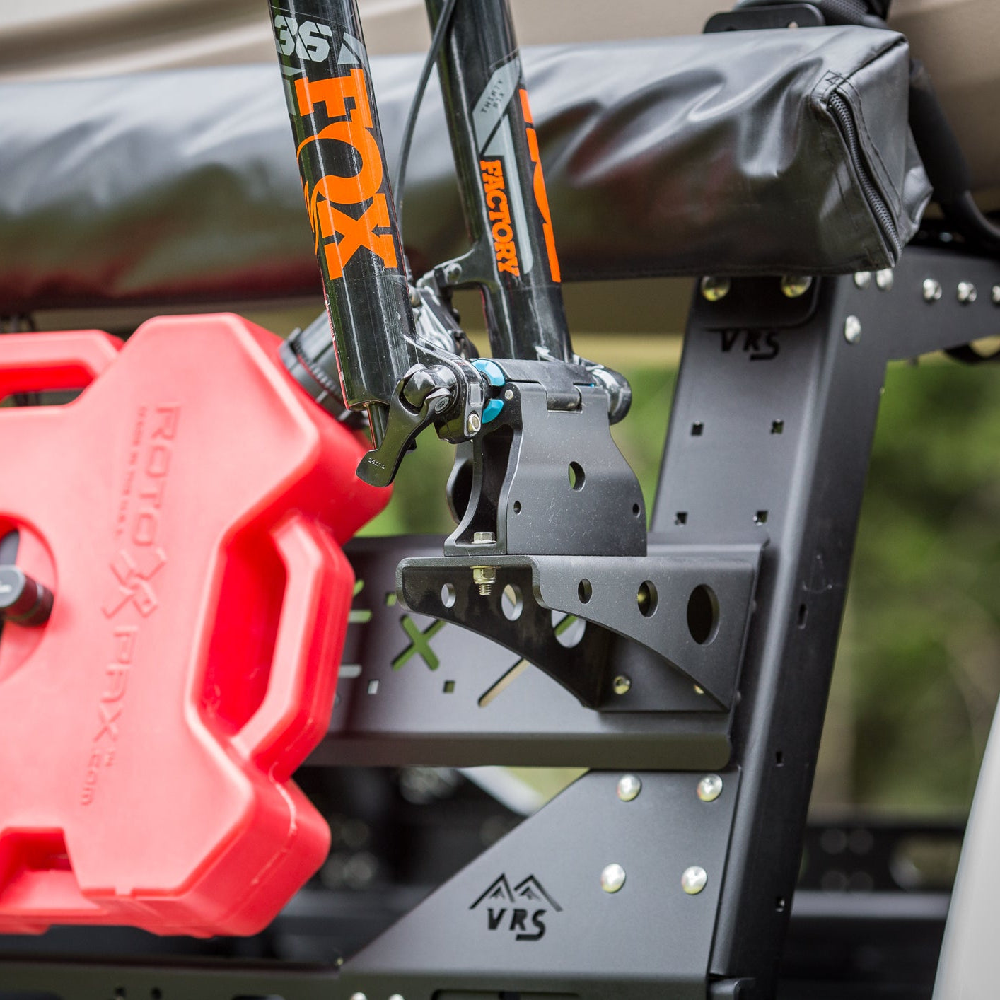 VRS HD Outboard Bike Mounts