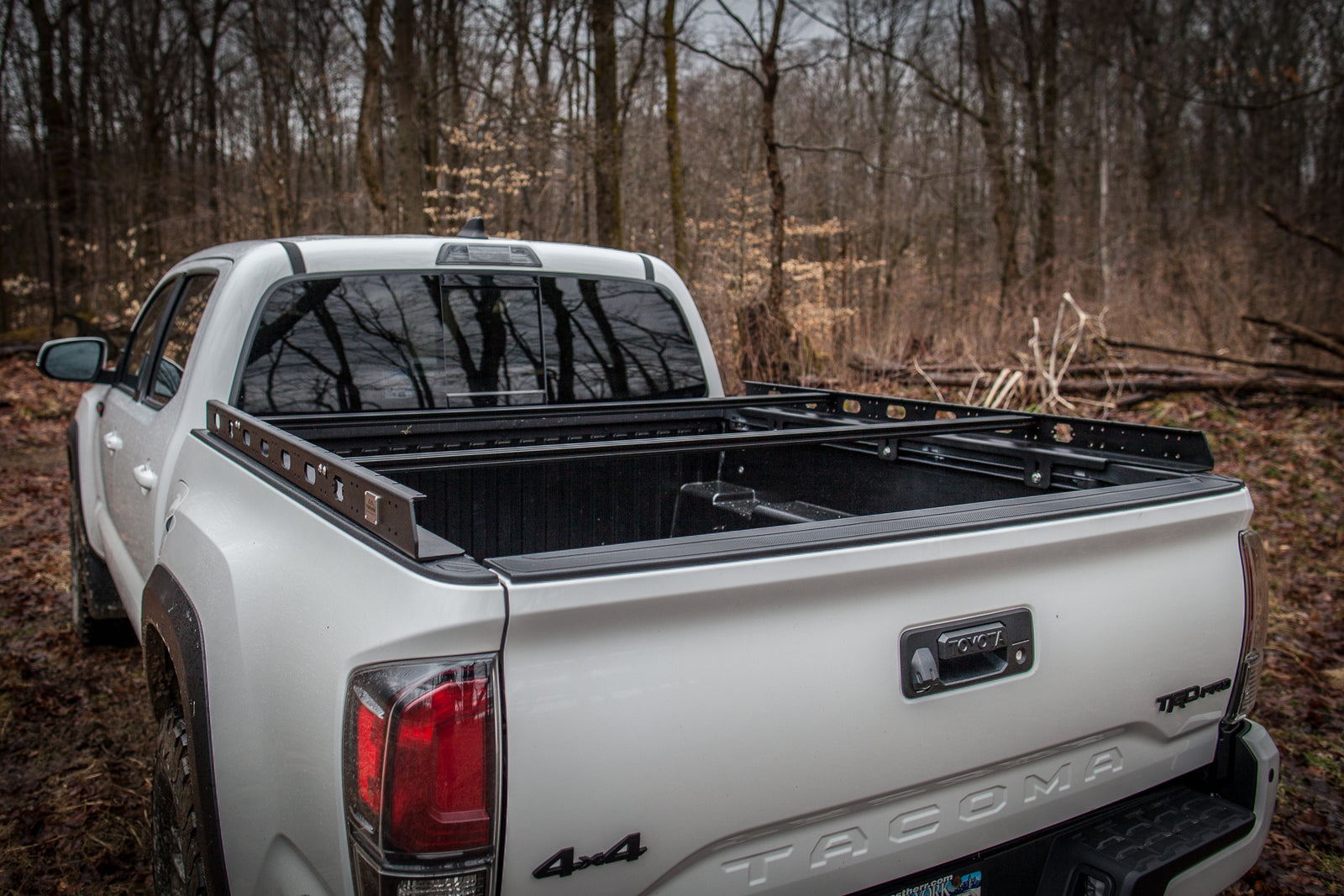 Aluminum VRS Tonneau Compatible Bed Crossbar System