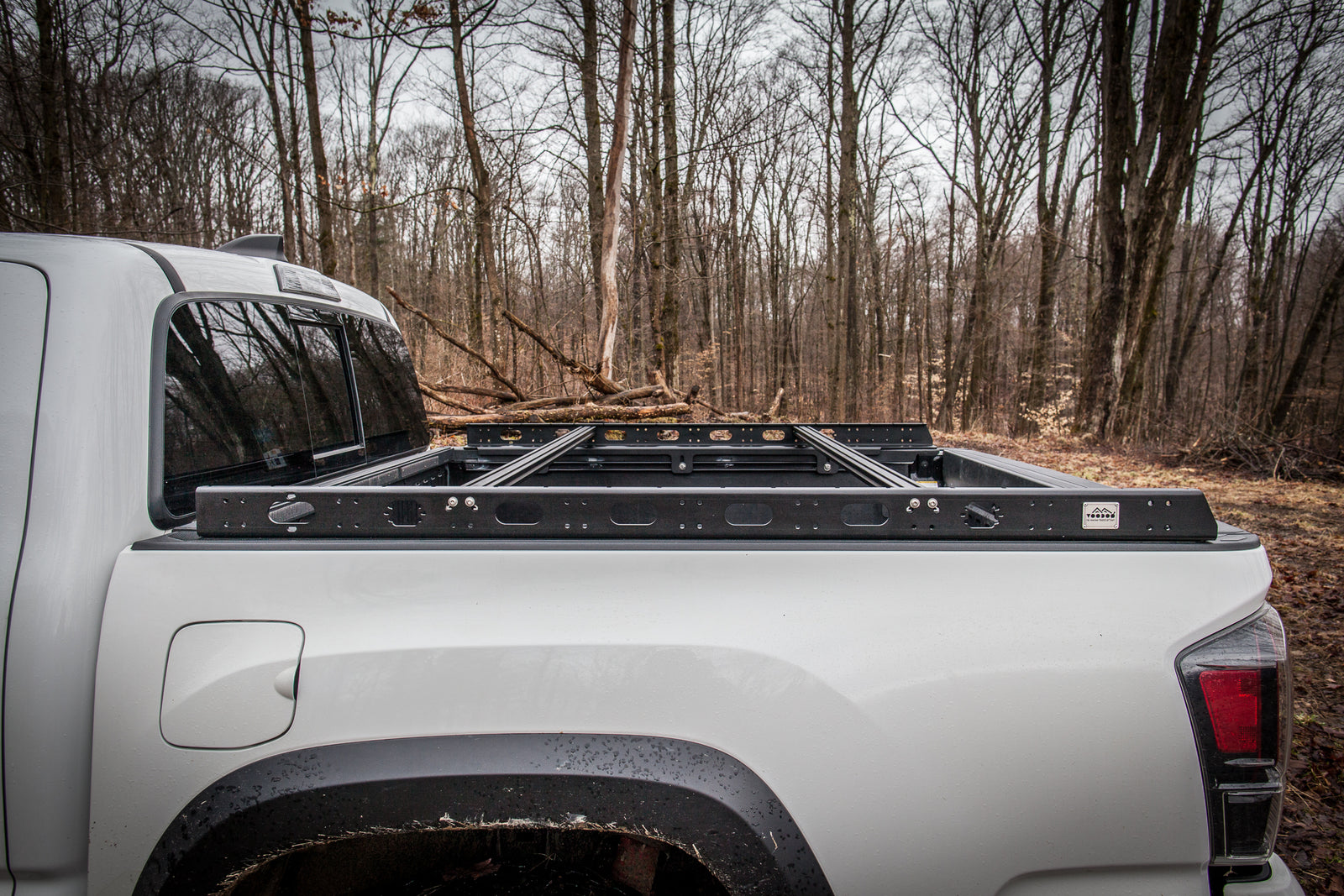 Steel VRS Tonneau Compatible Bed Crossbar System