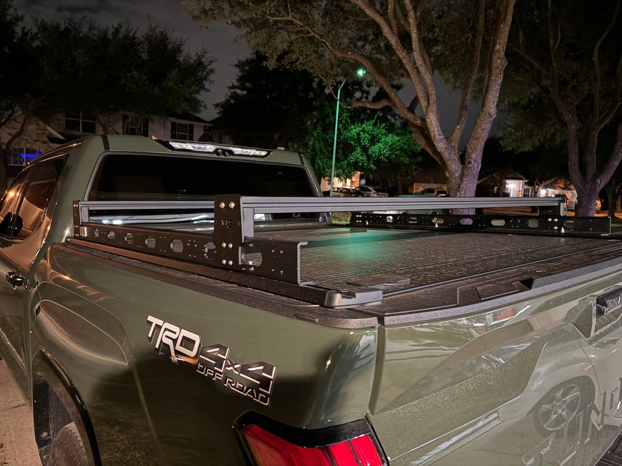 Steel VRS Tonneau Compatible Hi-Rise Crossbar System